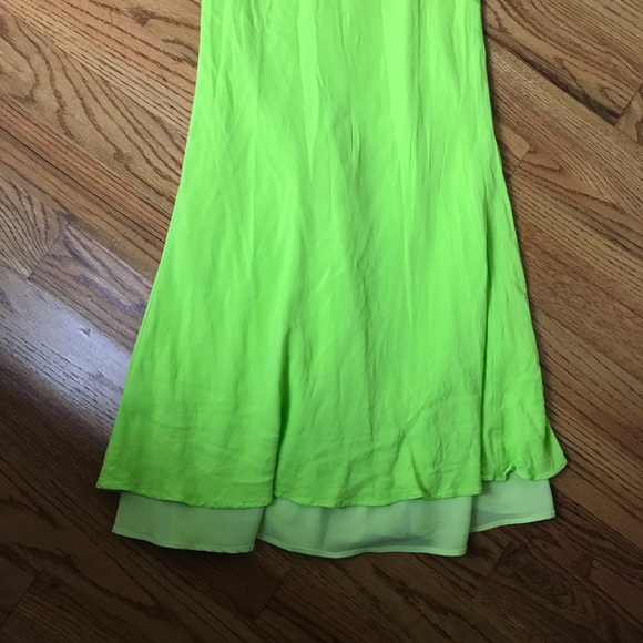 Lovers + Friends Pryce Gown Neon Green - Picture 4 of 8